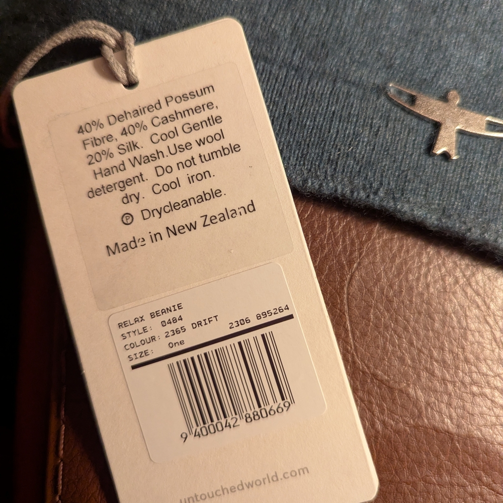 NWT Untouched World Matching Gloves, Scarf, and Beanie Blue Cashmere Set - Picture 12 of 12